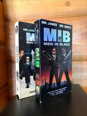 1997 “Men in Black” & 2002 “Men in Black II”